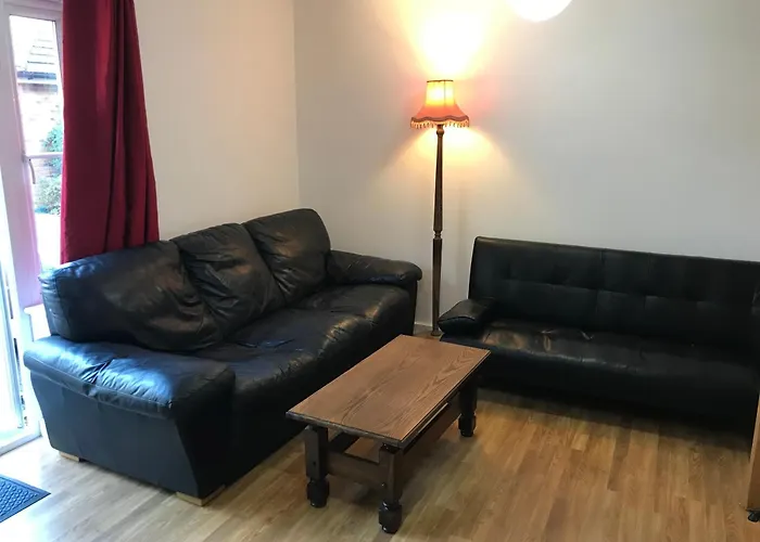 Ground Floor Flat Near Beach